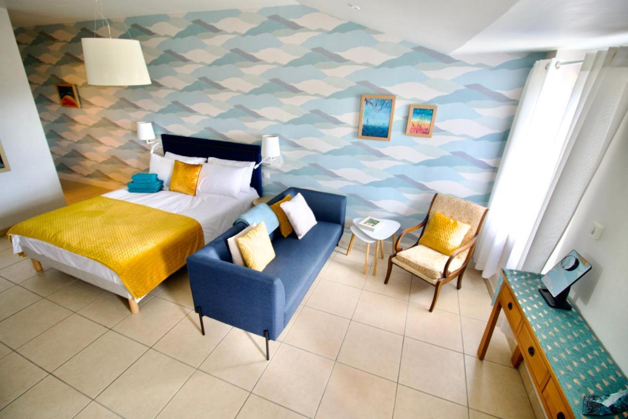 O Trois Oliviers Bed and Breakfast Louin Buitenkant foto