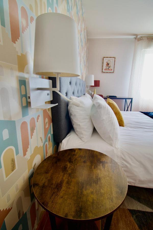 O Trois Oliviers Bed and Breakfast Louin Buitenkant foto