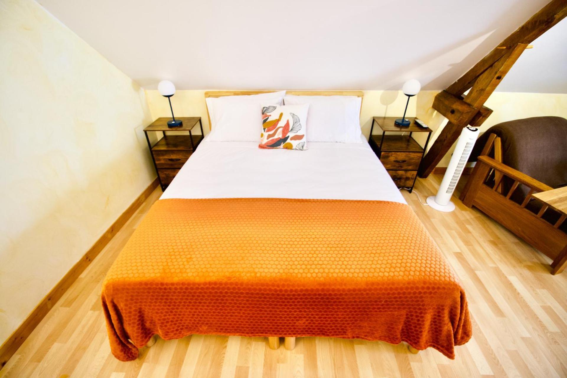 O Trois Oliviers Bed and Breakfast Louin Buitenkant foto